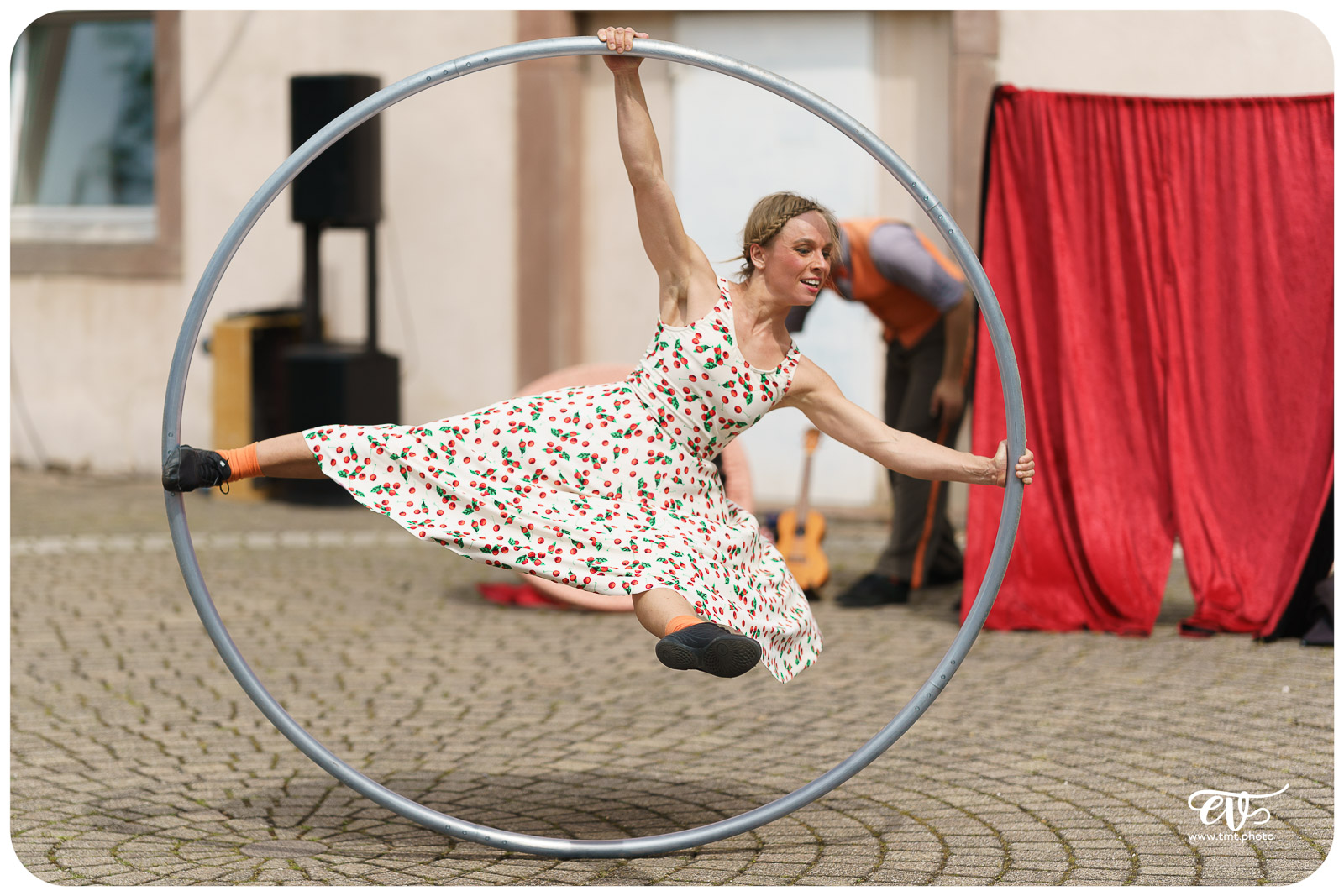 STORIES IN THE CITY (LES DUDES)